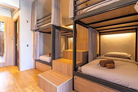 8-Bed Mixed Dormitory Room