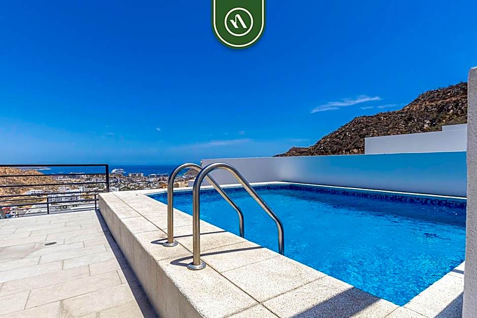 Amazing 2BR Condo with Rooftop pool - BBQ
