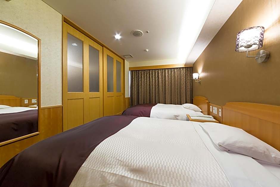 Kochi Pacific Hotel