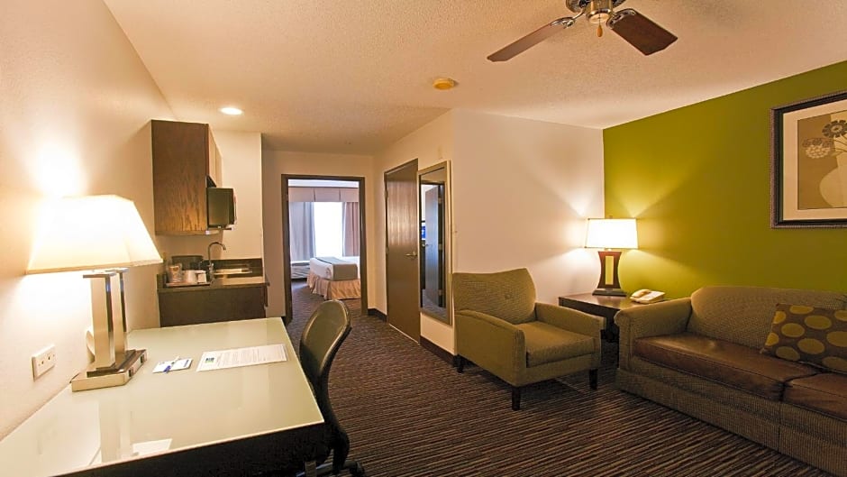Holiday Inn Express Hotel & Suites Chicago-Deerfield/Lincolnshire By IHG