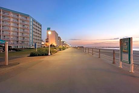 Surfbreak Oceanfront Hotel, Ascend Hotel Collection