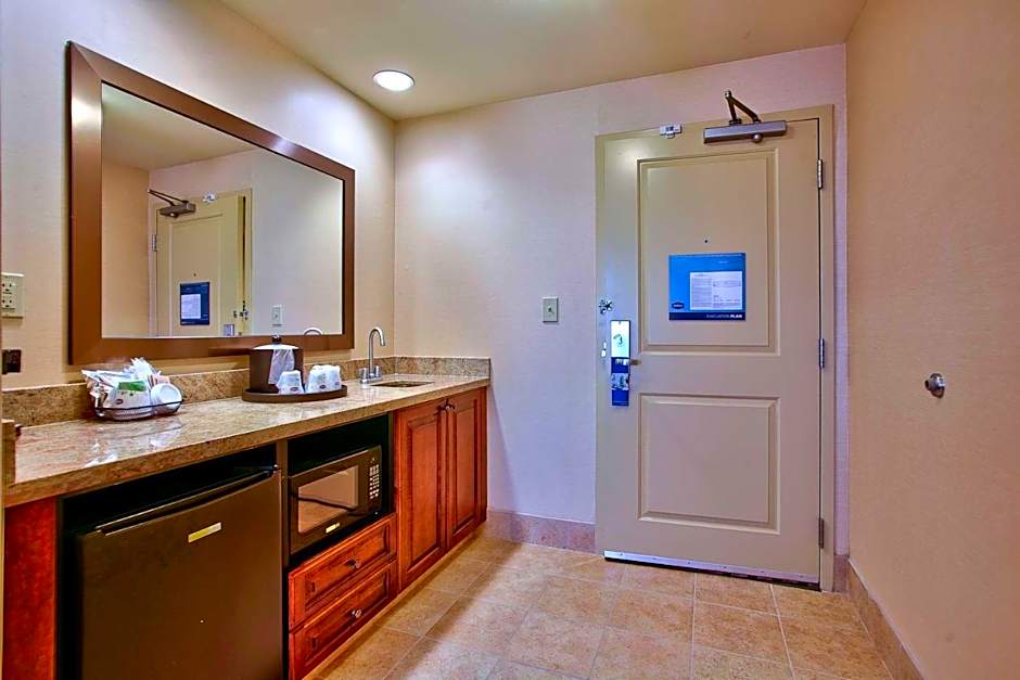 Hampton Inn By Hilton & Suites Scottsdale at Talking Stick