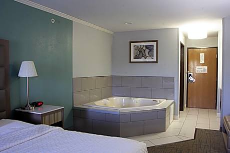 1 King Bed, Jetted Tub, Suite, Non-Smoking