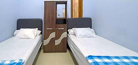 Economy Twin Room