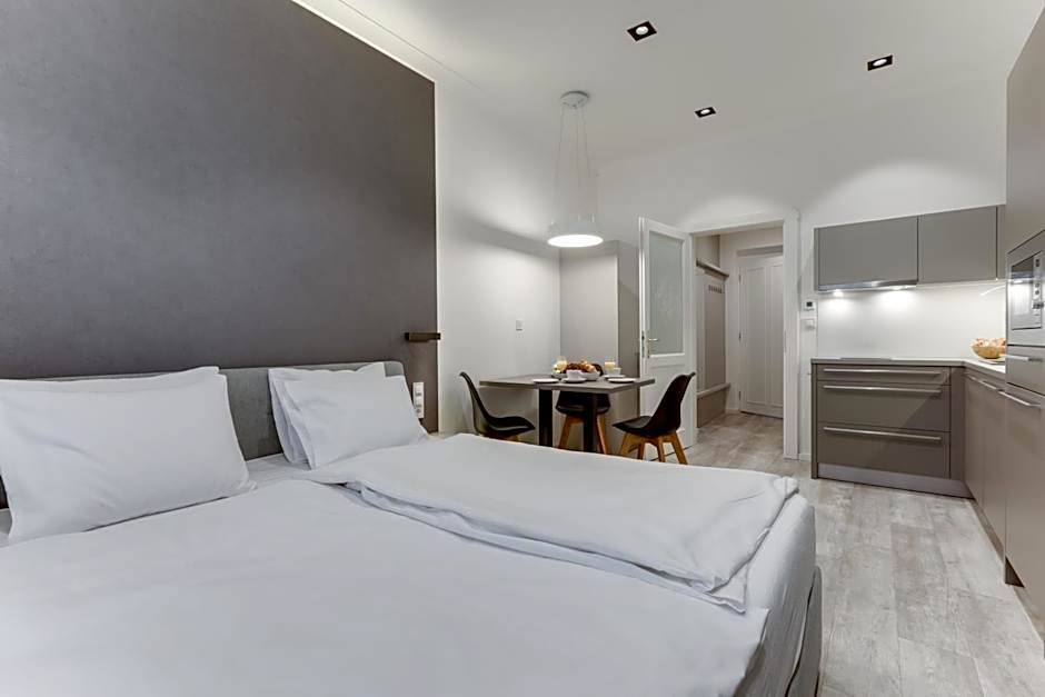 Lampi Aparthotel Prague