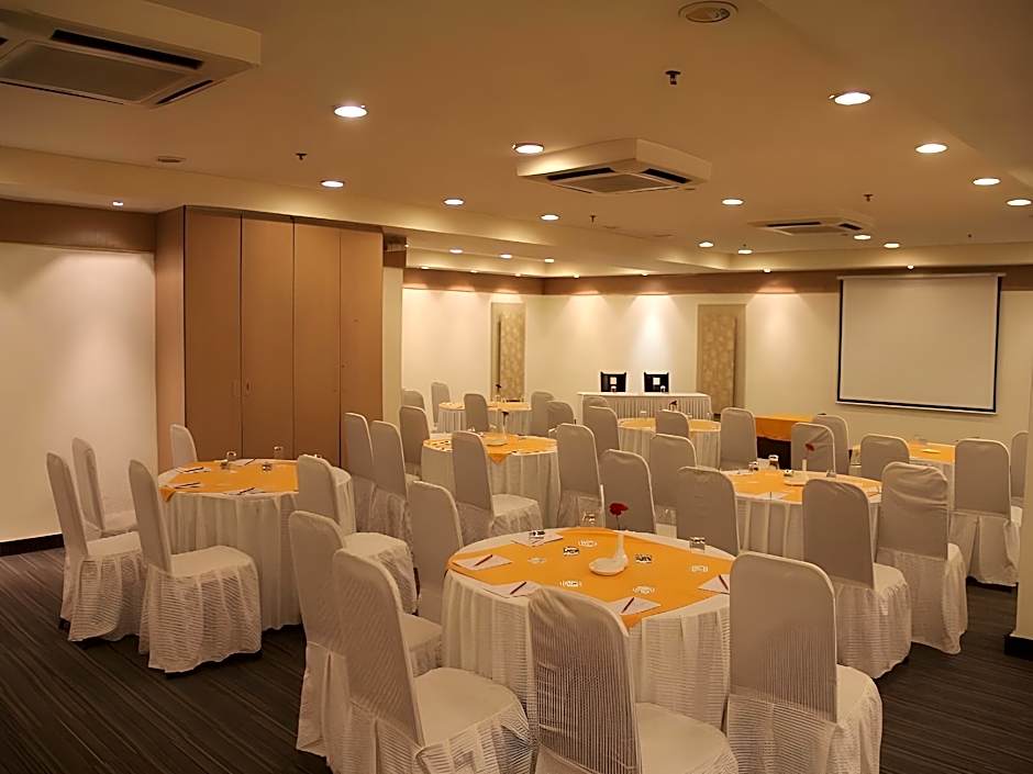 Shervani Hotel Nehru Place