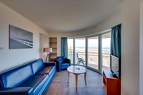 Comfort One-Bedroom Apartment seaview L