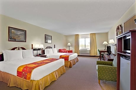 2 Queen Beds Studio Suite Non-Smoking