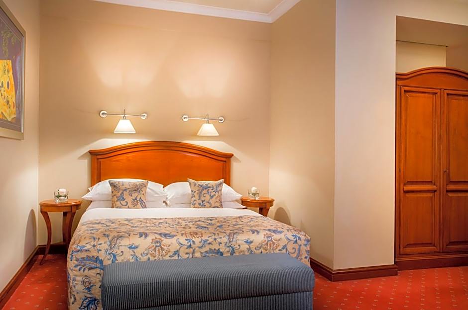 Best Western Premier Hotel Astoria