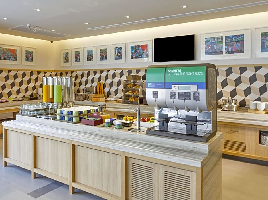 Holiday Inn Express Bangkok Sathorn By IHG