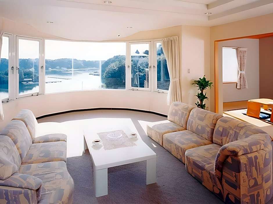 Tomoyama Kanko Hotel