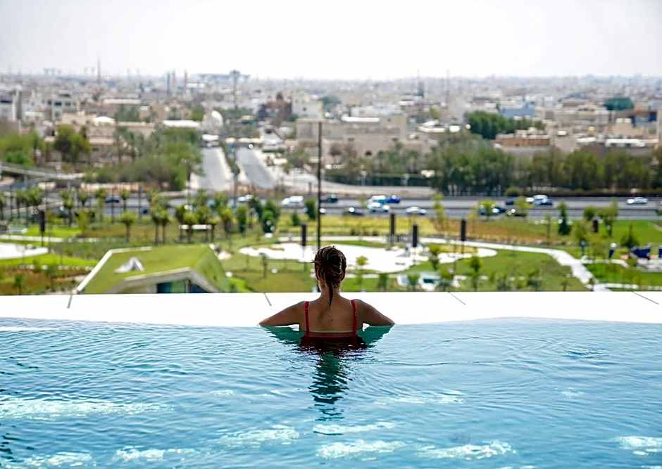 Four Seasons Hotel Kuwait at Burj Alshaya