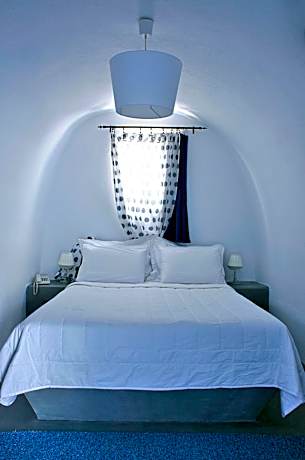 Superior Double Room with Caldera View