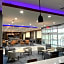 La Quinta Inn & Suites by Wyndham Louisville East