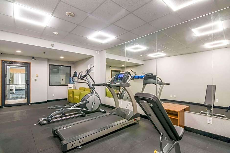 Quality Inn Rochester West