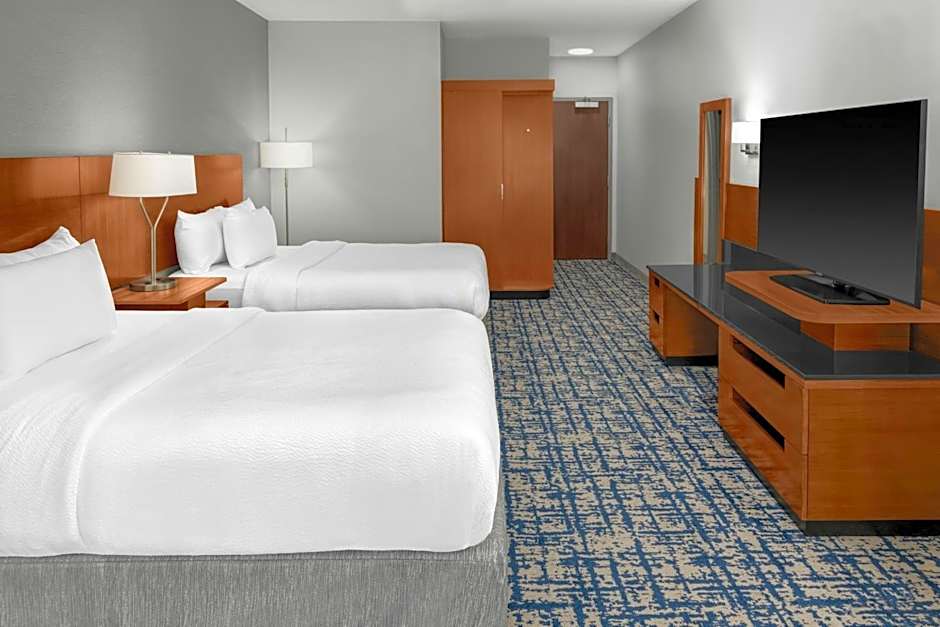 Fairfield Inn & Suites by Marriott Calhoun