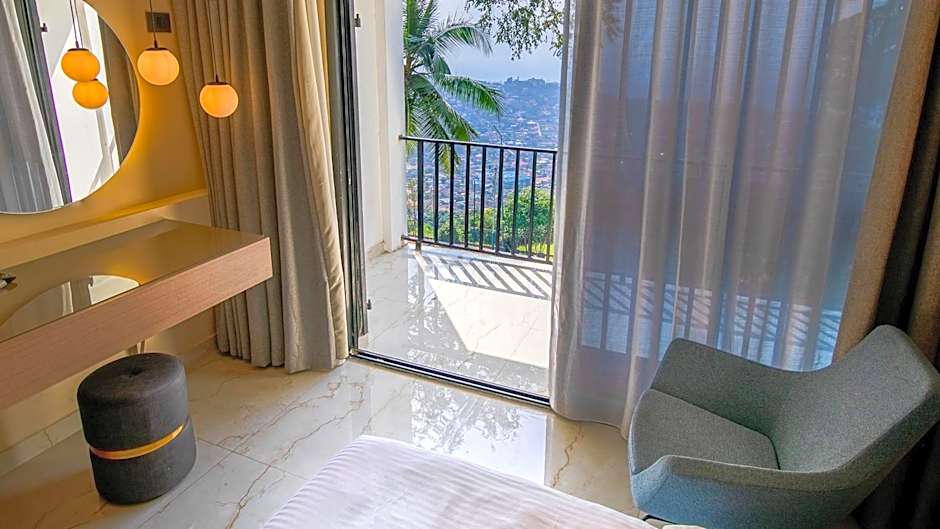 The Country Lodge Hotel