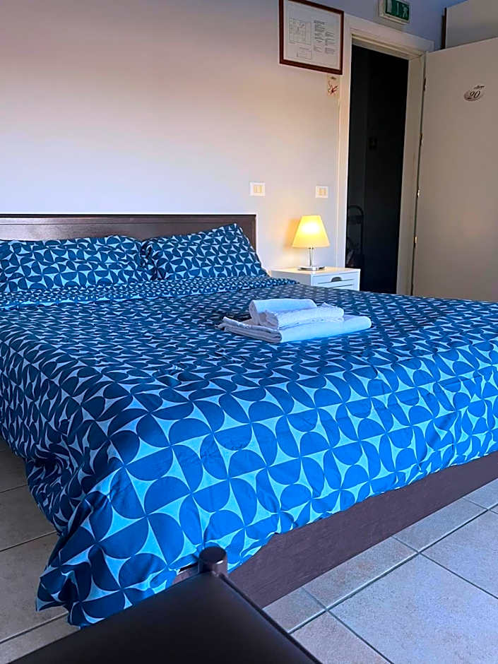 Double Room — 10 fotoğraftan 1. fotoğraf