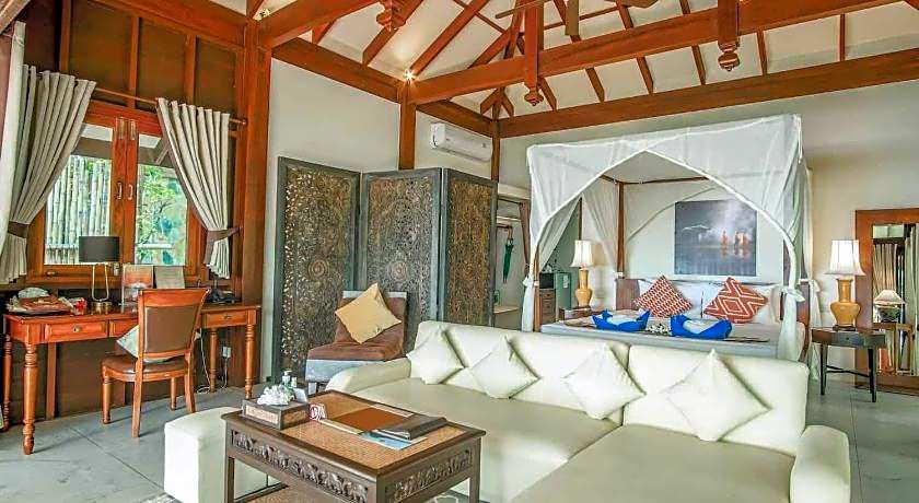 Koh Jum Beach Villas