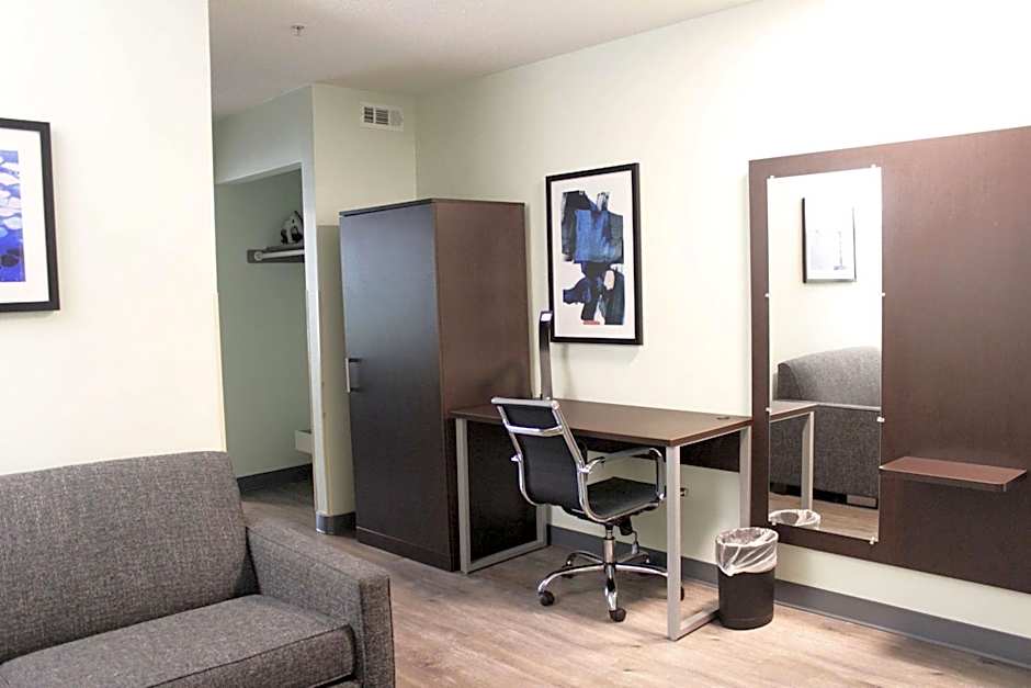 Wingate by Wyndham Waldorf/Washington DC Area