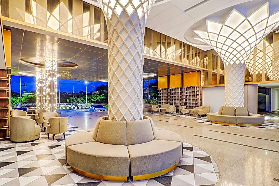 Sunday Hotel Arshika Sunset Road