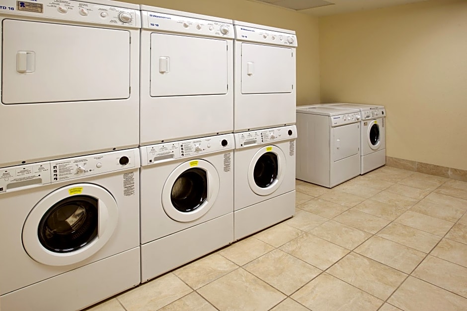 Staybridge Suites Elkhart North By IHG