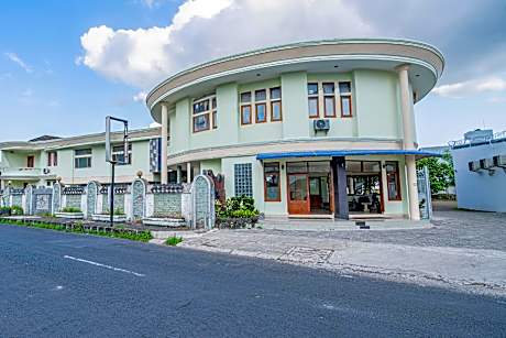 Collection O Tasikmalaya Near Stadium Wiradadaha Formerly Hotel Abadi