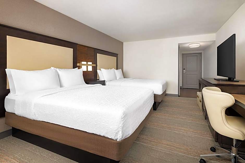 Hampton Inn By Hilton and Suites Napa
