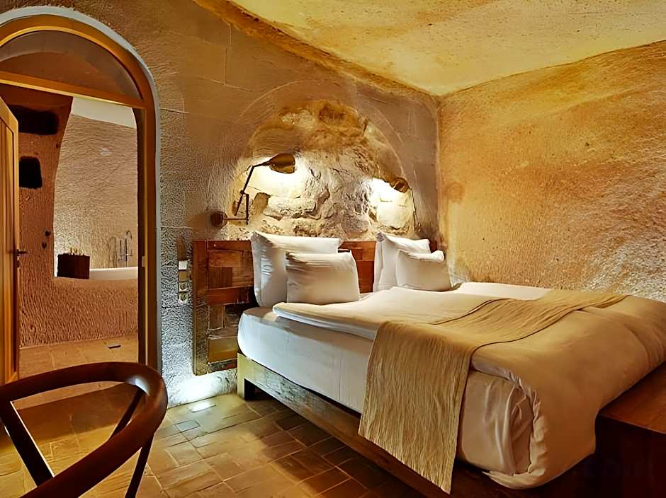 Millstone Cave Suites