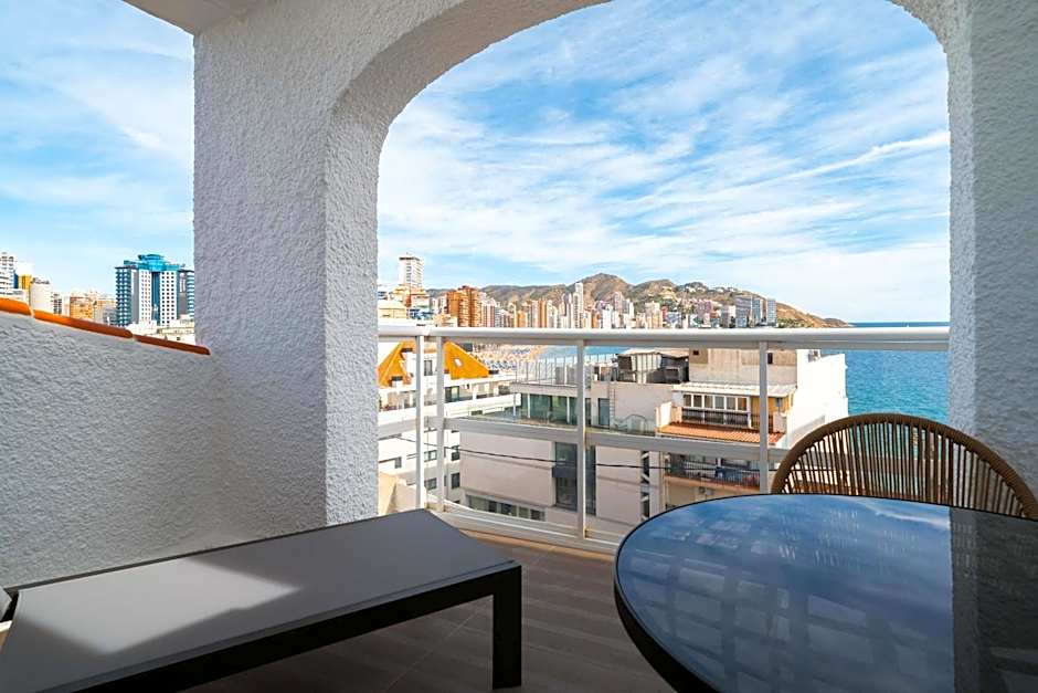 Limehome Benidorm Calle Major