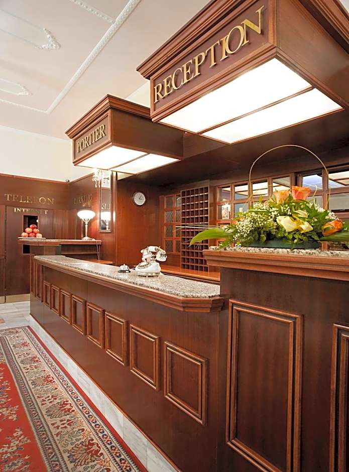 Hotel Excelsior