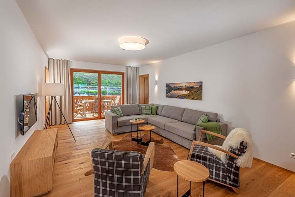 Skylodge Alpine Homes