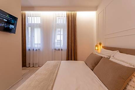 Superior Queen Room