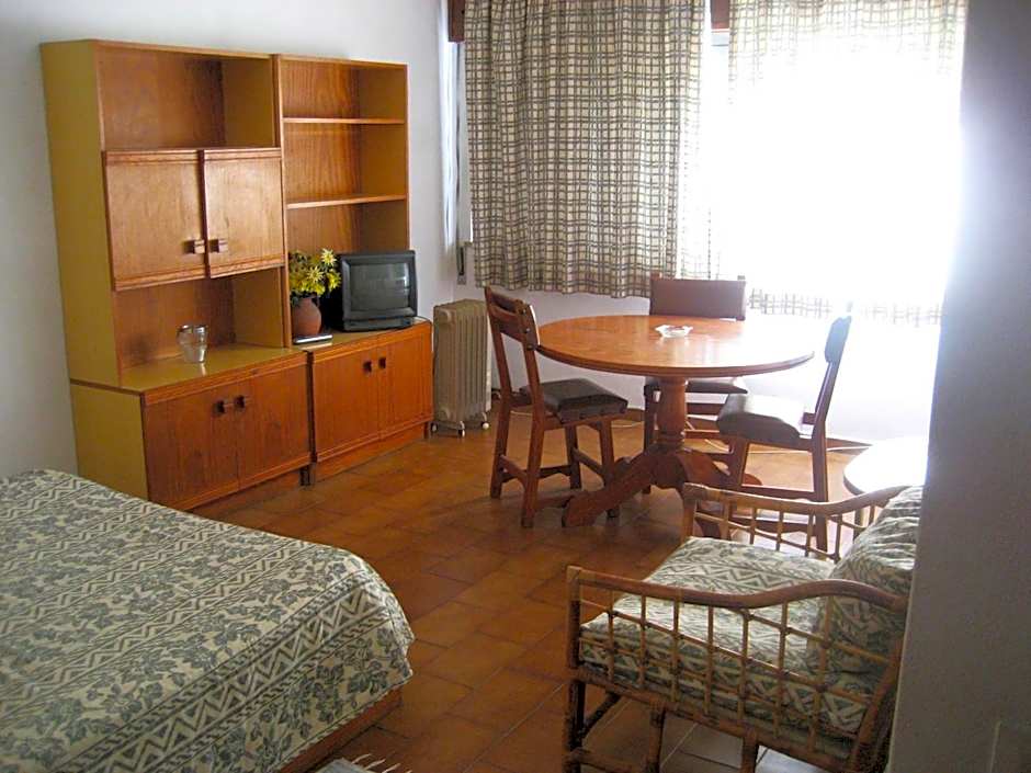 Columbia Apartamentos Turisticos