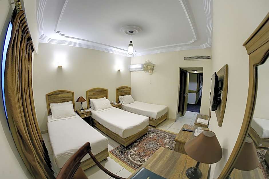 Hotel Crown Inn