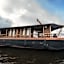 Yathra Houseboat