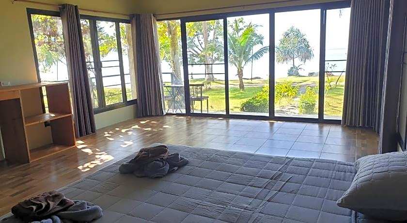 Kohmak HomeHug&Beachclub