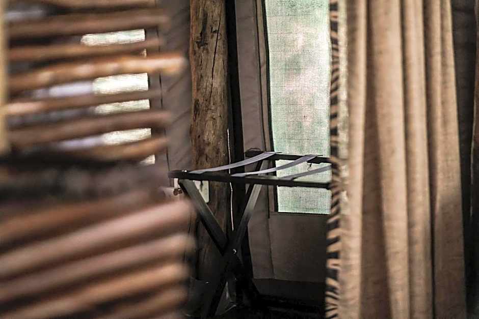 Muweti Bush Lodge