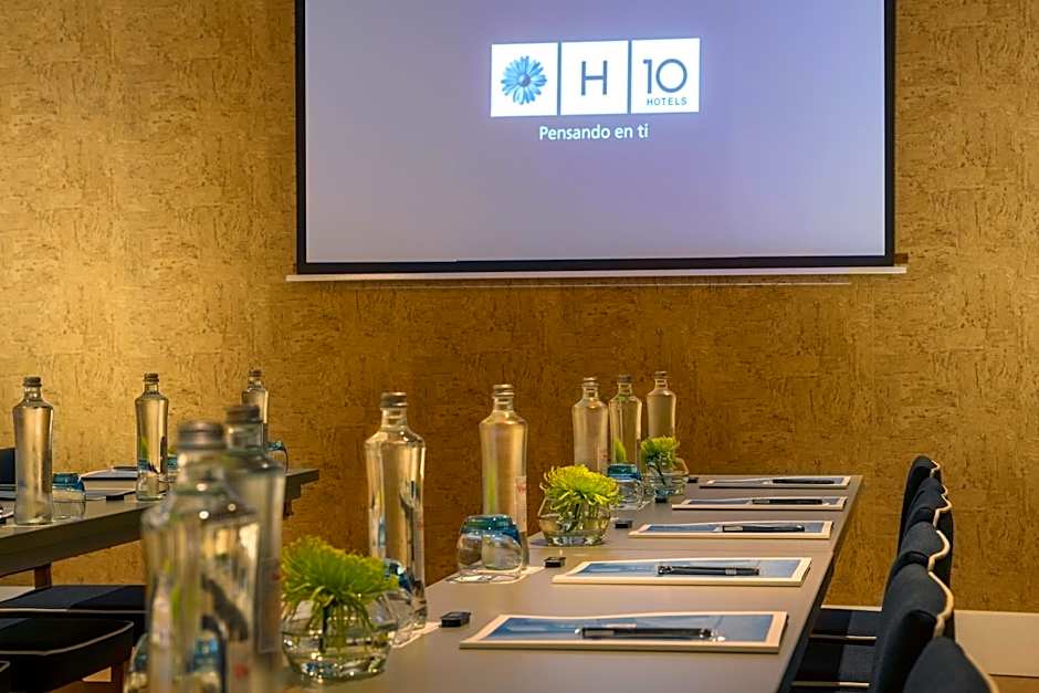 H10 Puerta de Alcala