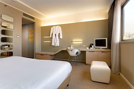 Double single use deluxe