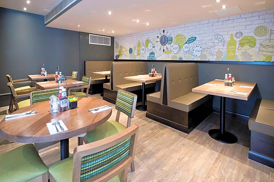 Premier Inn London Southwark - High St