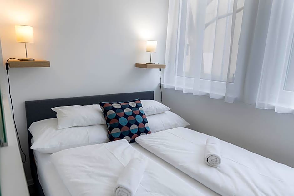 Roomstore Studio Apartments