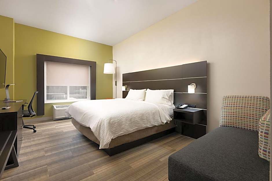 Holiday Inn Express Hotel & Suites Chattanooga Hixson By IHG
