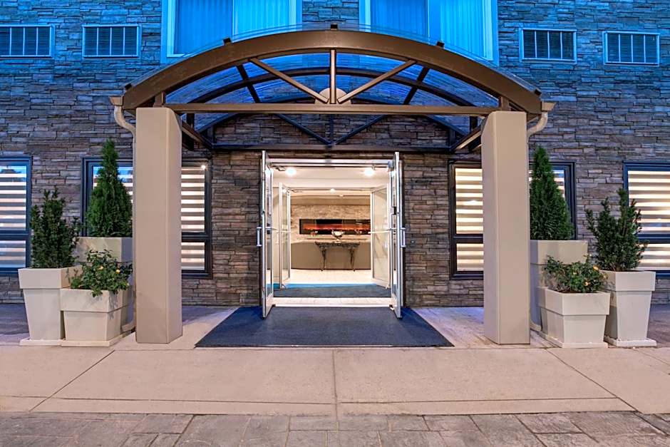 HOLIDAY INN EXPRESS & SUITES FREDERICTON By IHG