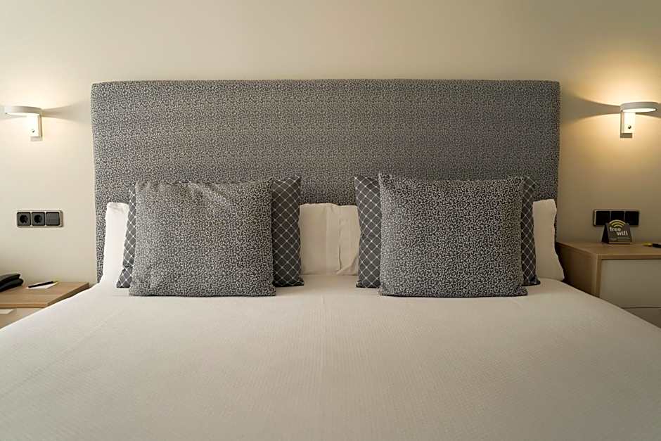 Hotel Sercotel Tres Luces