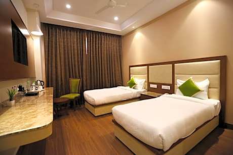 Day Use Room from 9am to 6pm only with railway station transfers