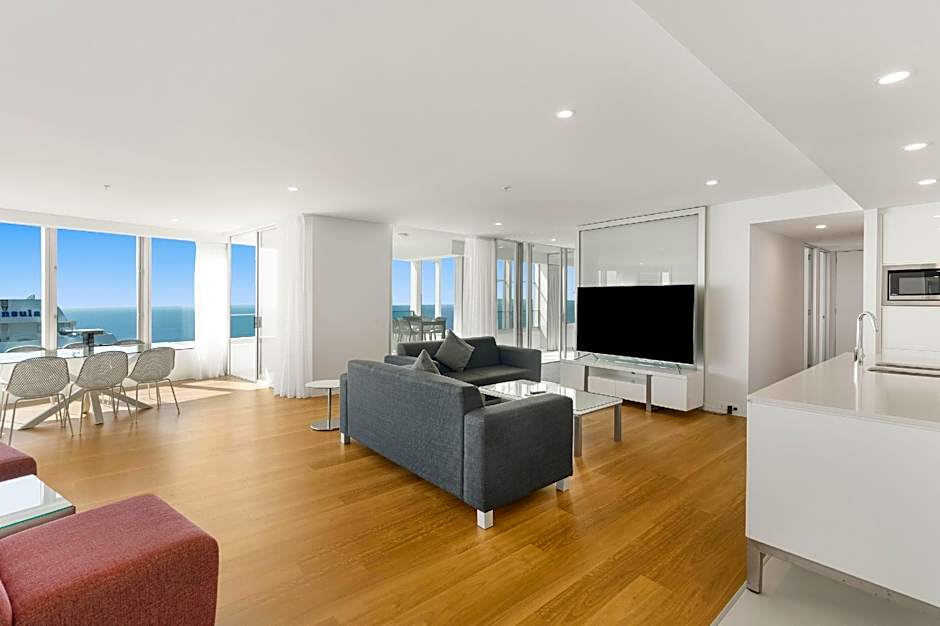 Photo 1 of 18 of 3 Bedroom Apartment, Ocean View