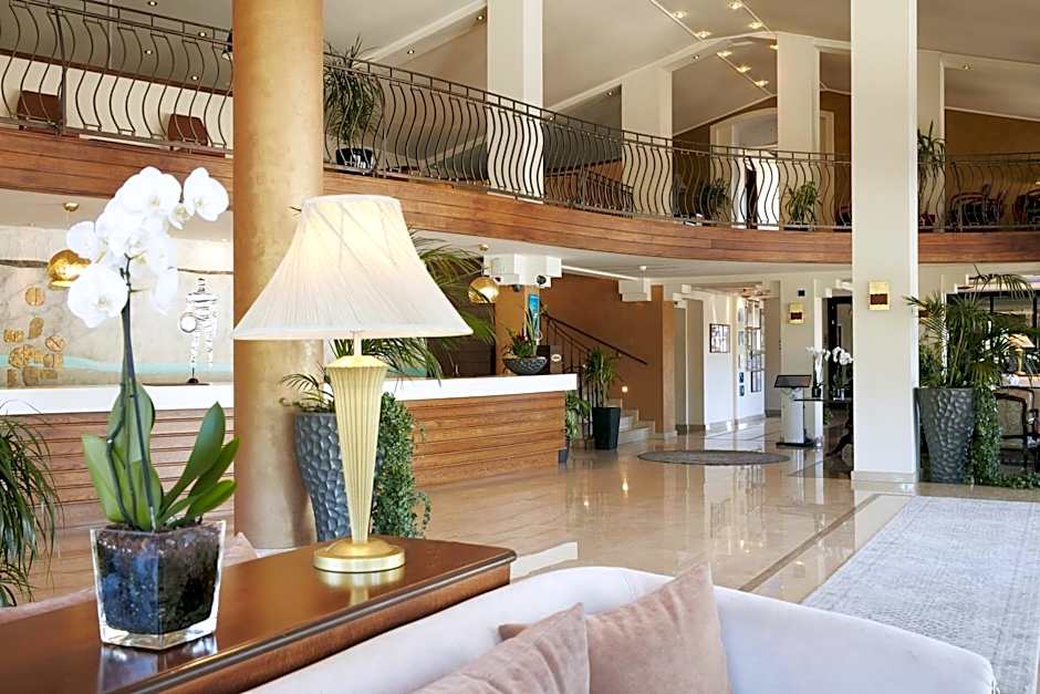 Anthemus Sea Beach Hotel and Spa