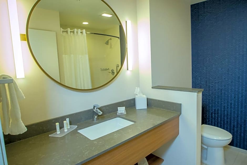 Fairfield Inn & Suites By Marriott Alexandria