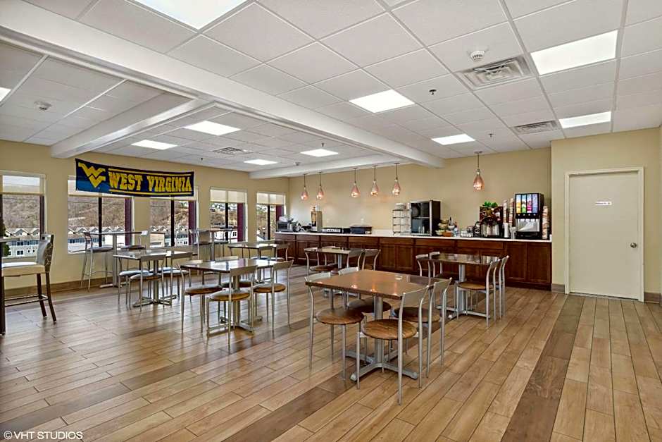 Quality Inn & Suites Morgantown - University Area